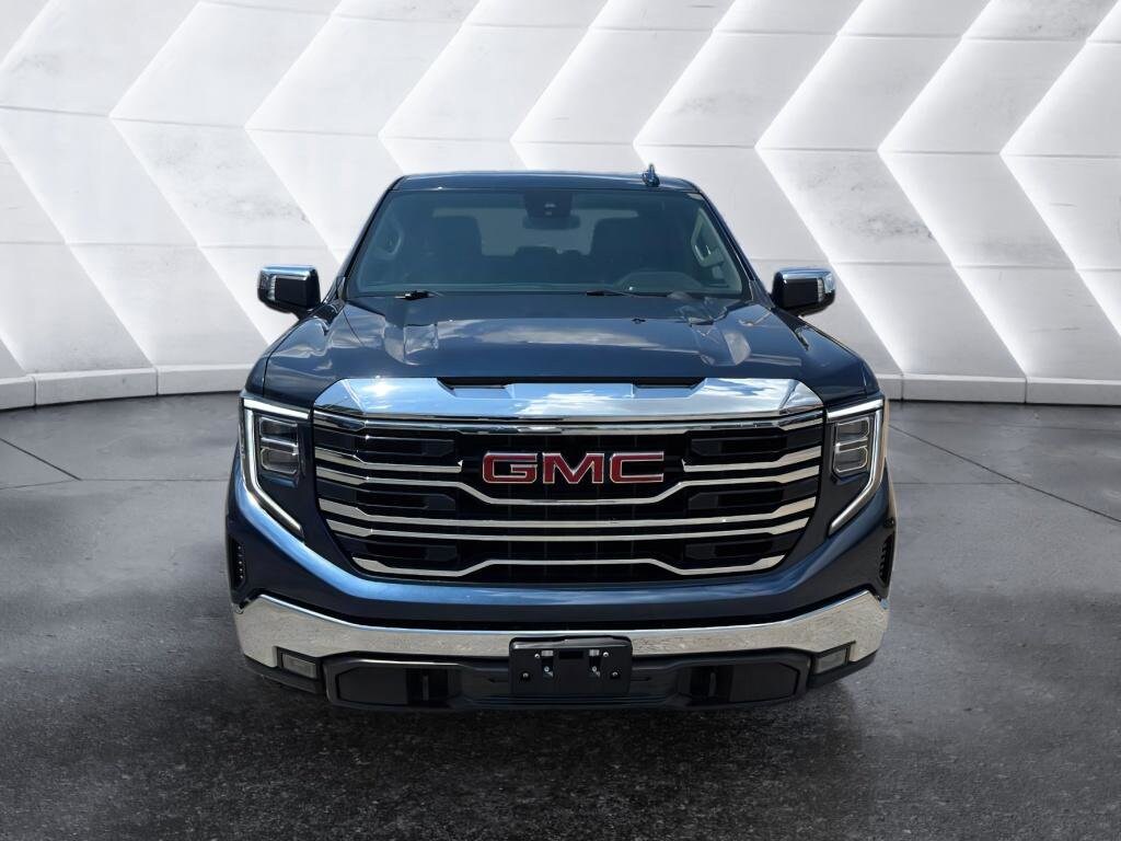 2023 Gmc Sierra 1500 SLT photo 3