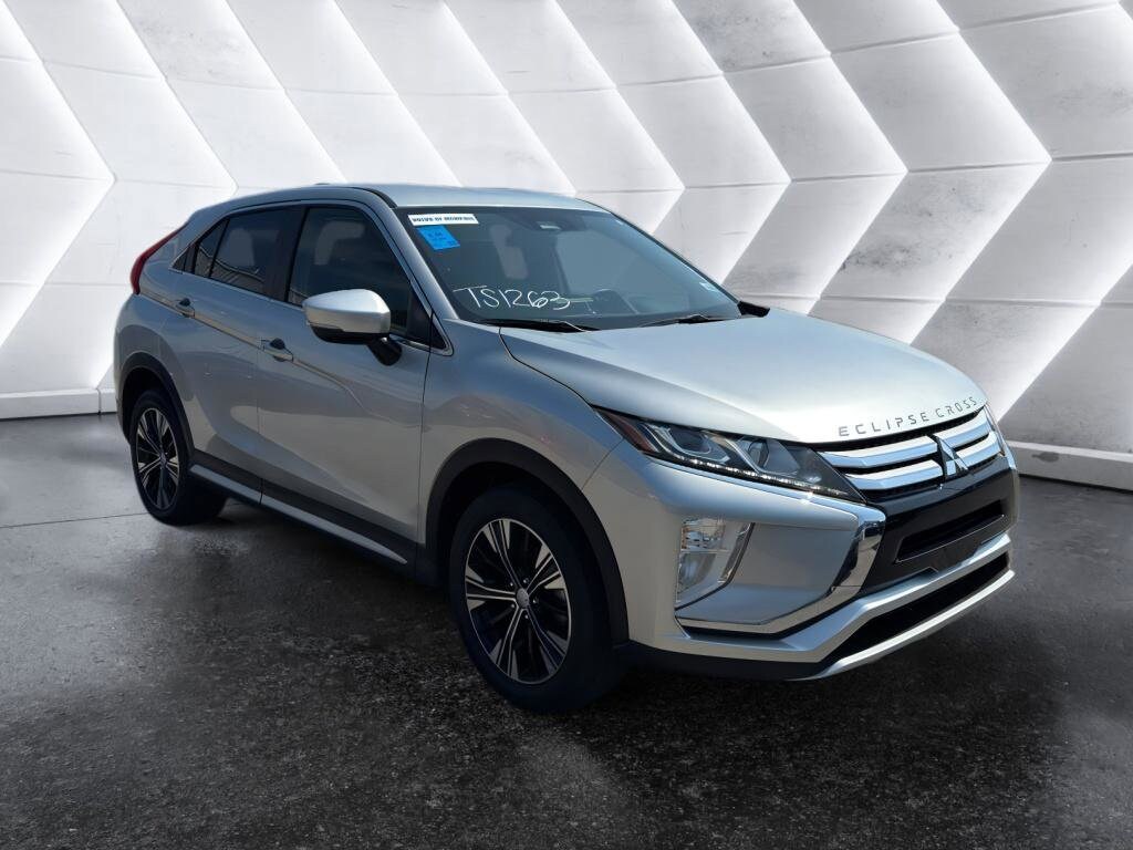 2020 Mitsubishi Eclipse Cross SE photo 4