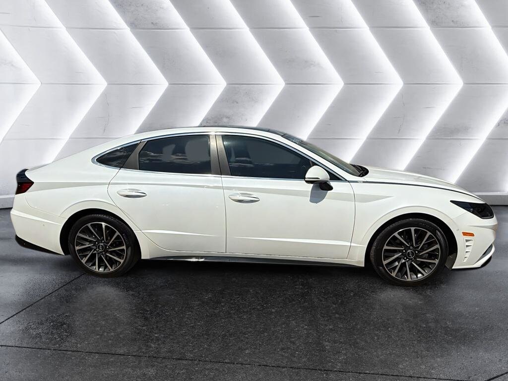2020 Hyundai Sonata Limited photo 3