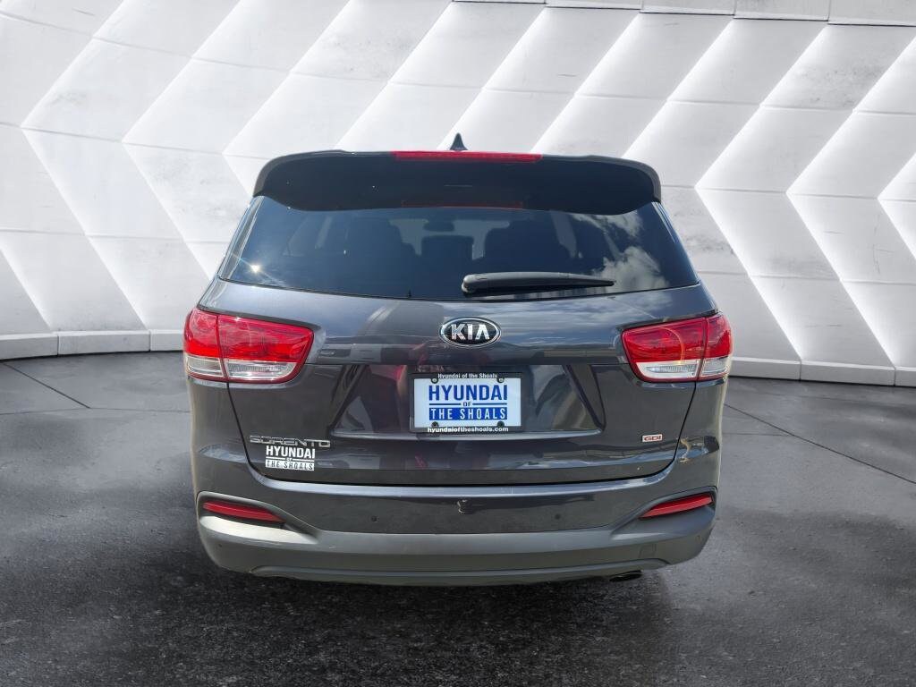 2016 Kia Sorento LX photo 3