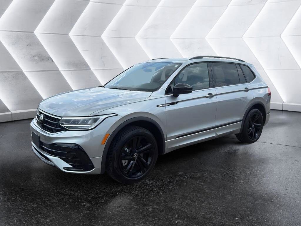 2024 Volkswagen Tiguan SE R-Line Black photo 2