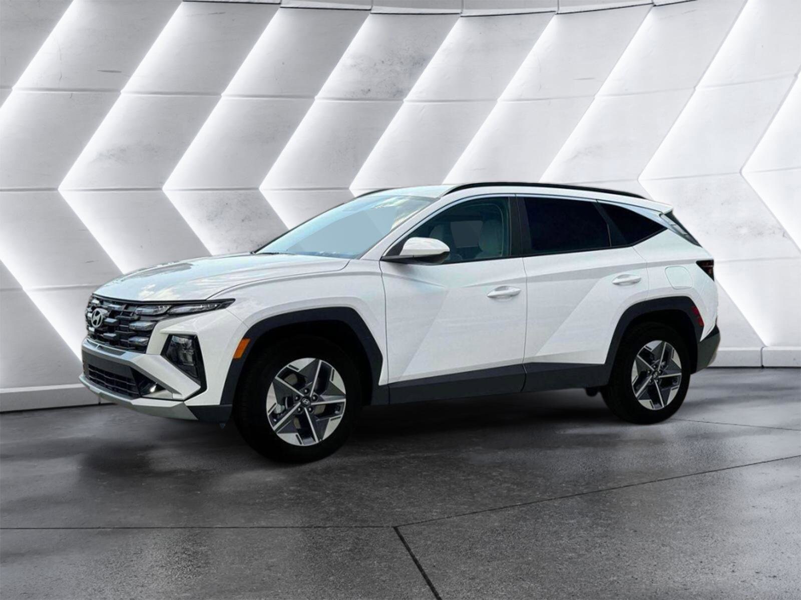2025 Hyundai Tucson SEL photo 2