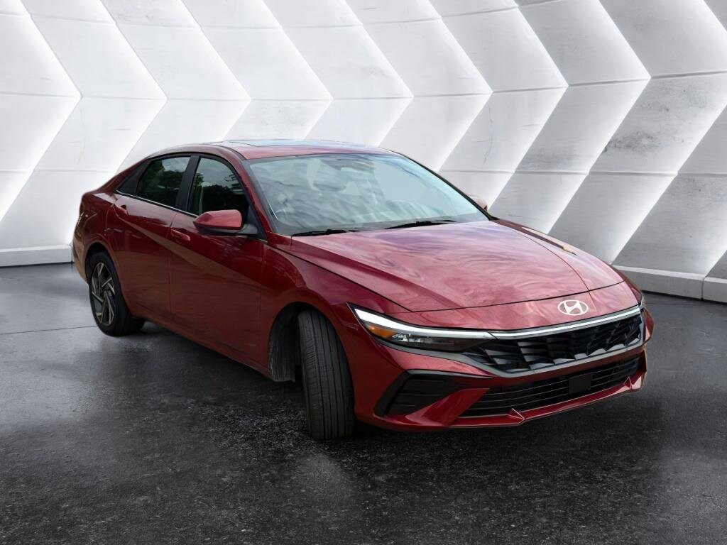 2024 Hyundai Elantra SEL Convenience photo 4