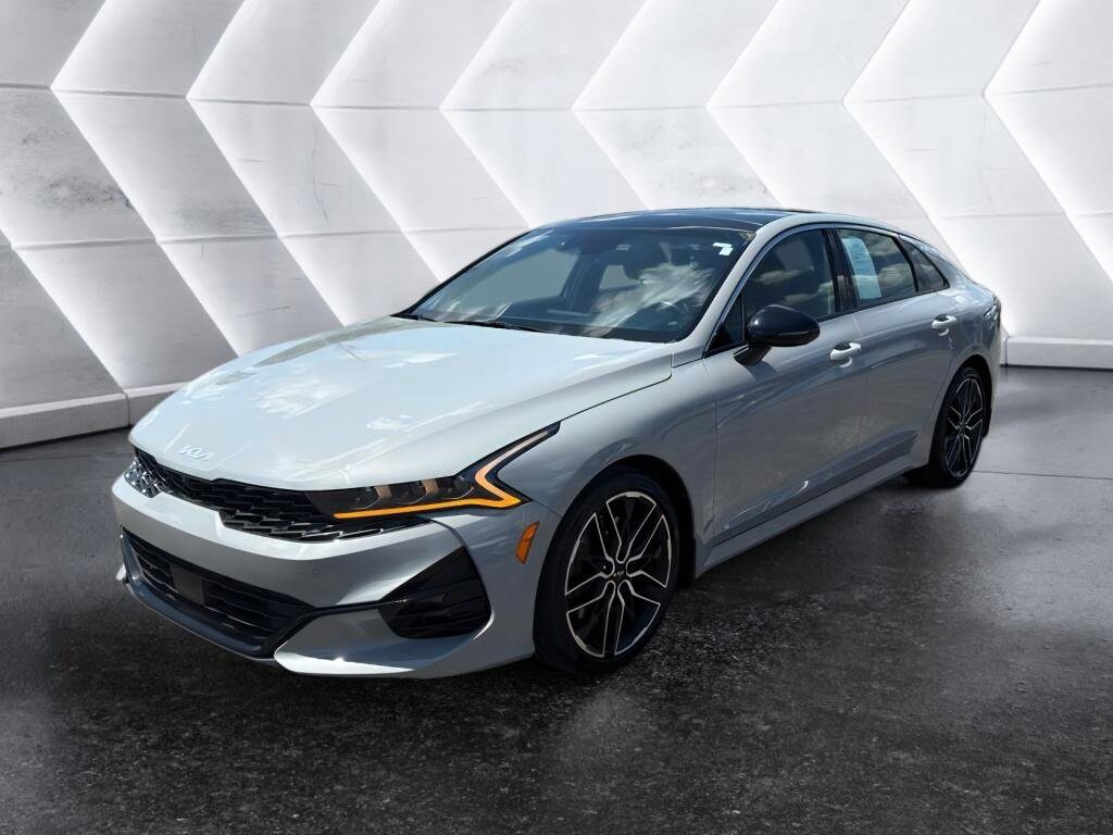 2023 Kia K5 GT photo 2