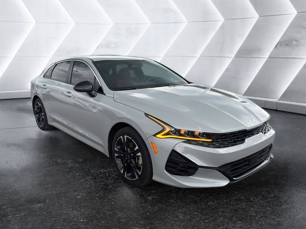 2024 Kia K5 GT-Line photo 4