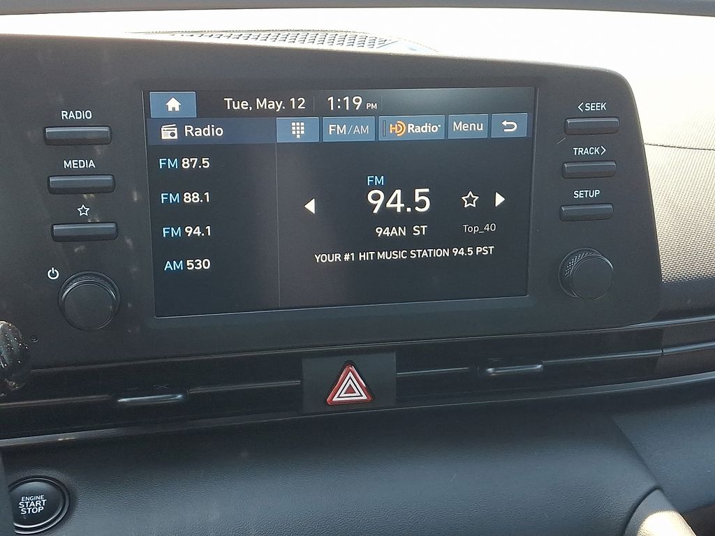 2025 Hyundai Elantra SEL - Photo 18