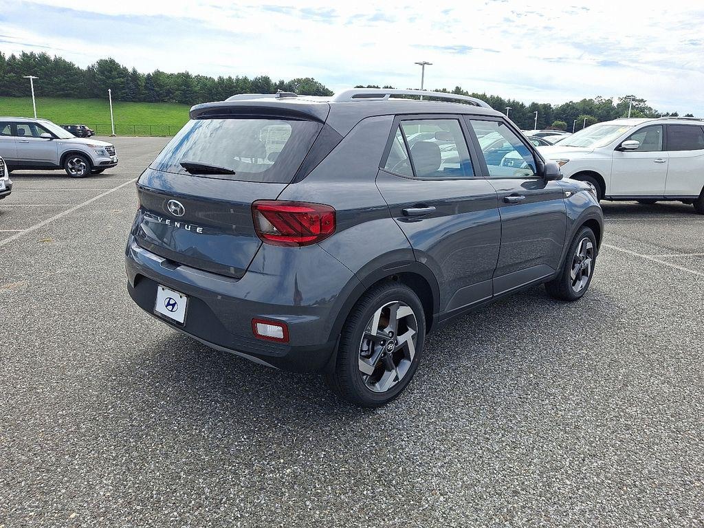 New 2026 Hyundai Venue SEL SUV