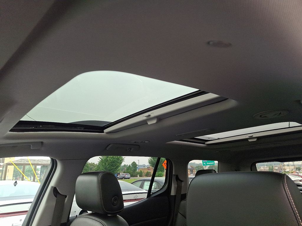 2019 GMC Acadia SLT-1 - Photo 17