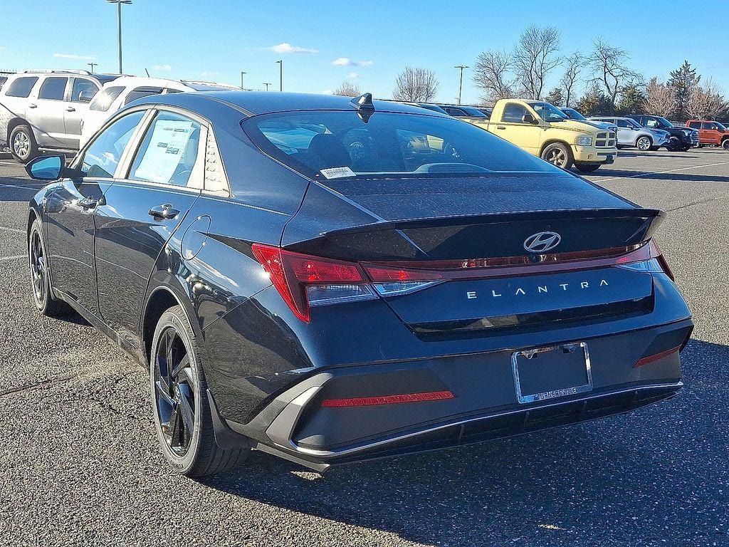 New 2026 Hyundai Elantra SEL Sport Sedan