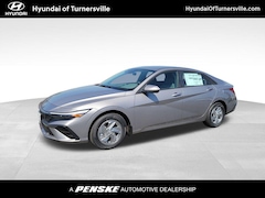 2025 Hyundai Elantra SE Sedan