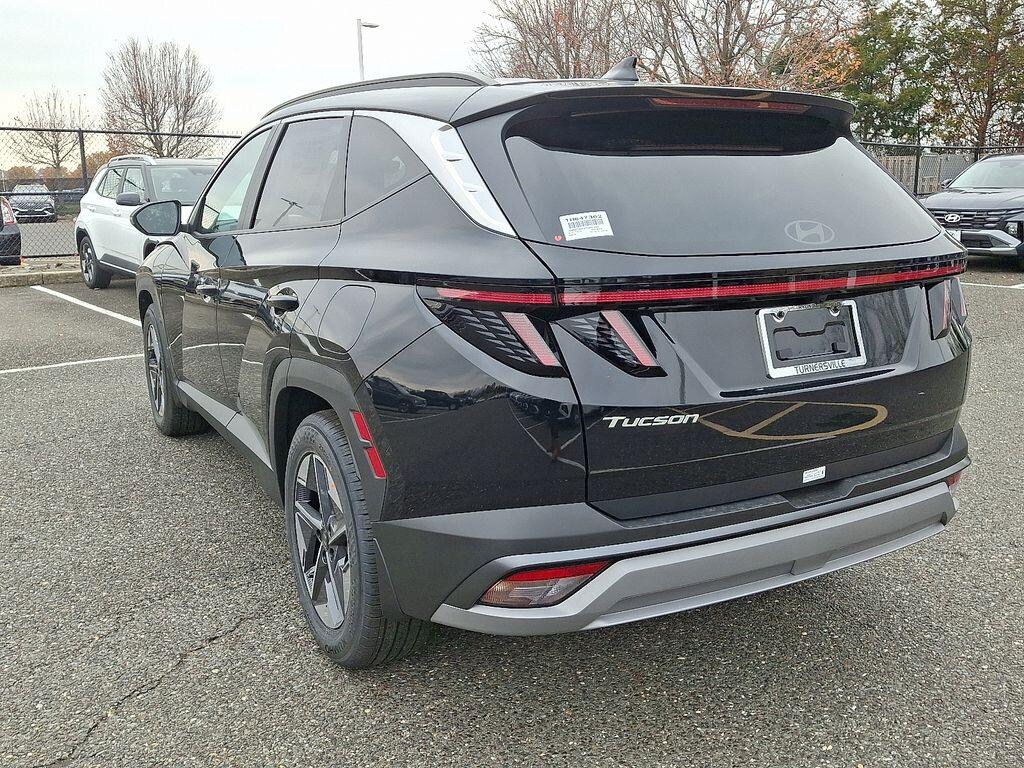 New 2026 Hyundai Tucson SEL Premium FWD SUV