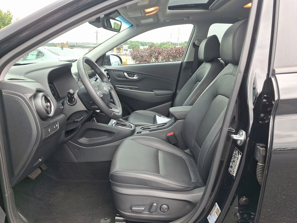 2023 Hyundai Kona Limited - Photo 15