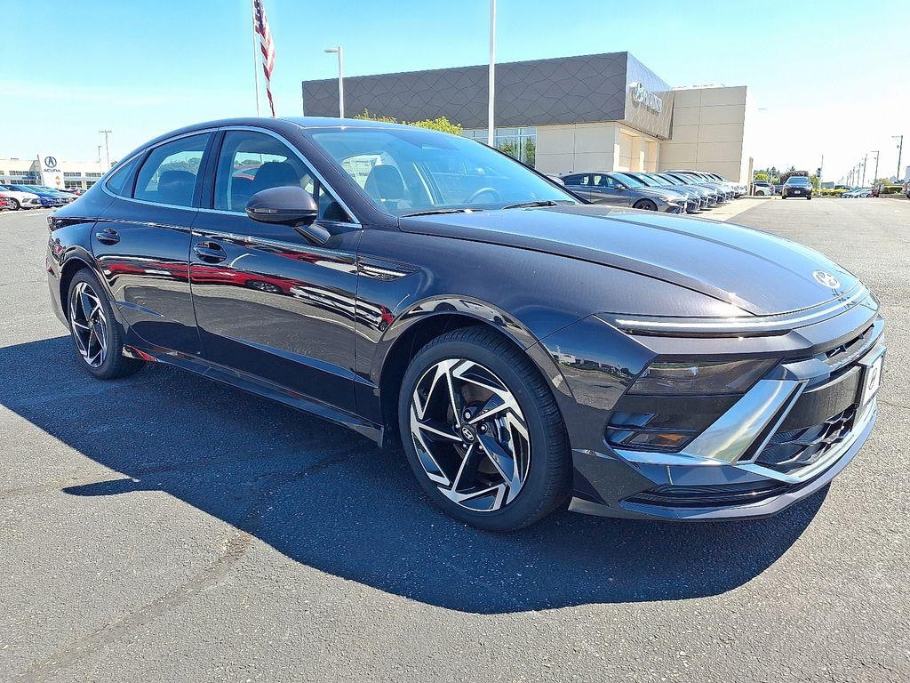New 2026 Hyundai Sonata SEL Sport Sedan