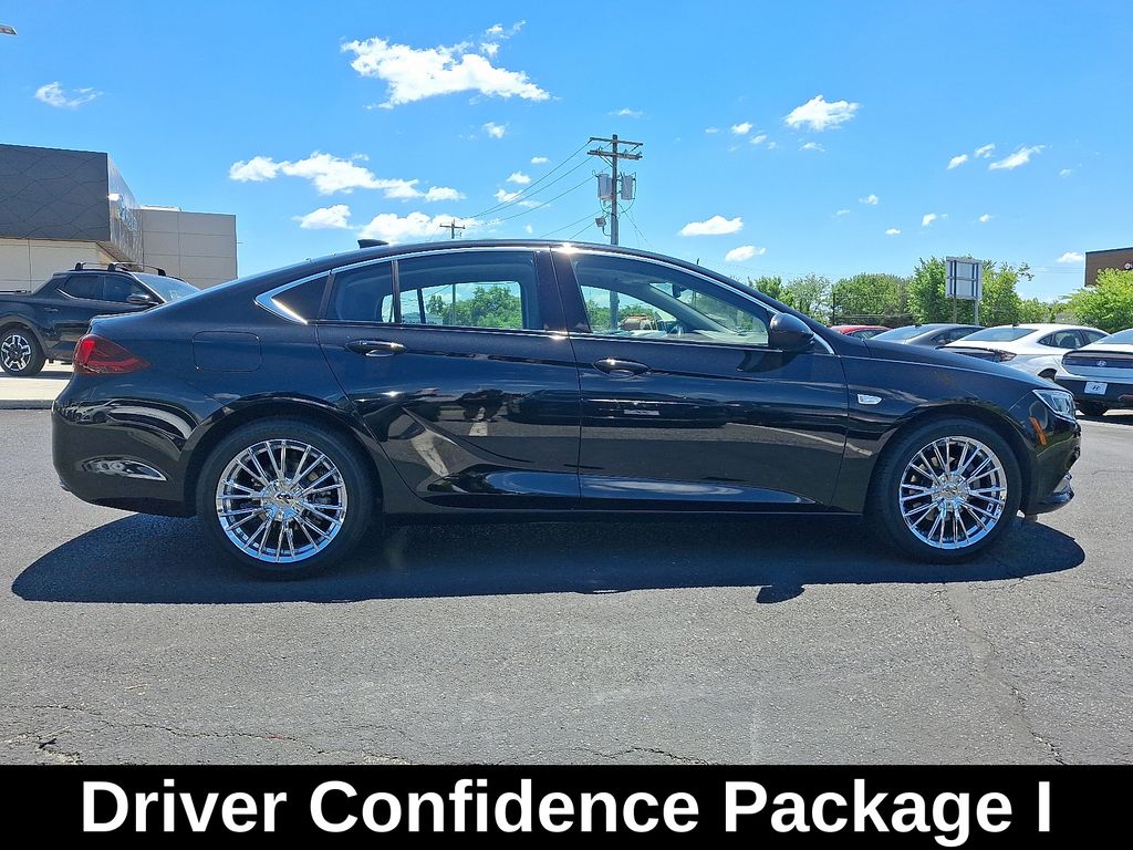 2019 Buick Regal Sportback Preferred - Photo 8
