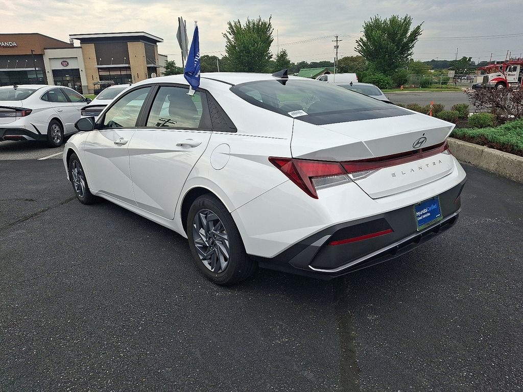Certified 2024 Hyundai Elantra SEL Sedan