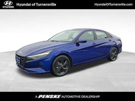 2023 Hyundai Elantra SEL Sedan