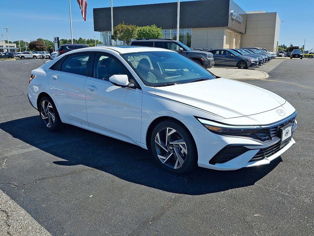 New 2026 Hyundai Elantra Limited Sedan