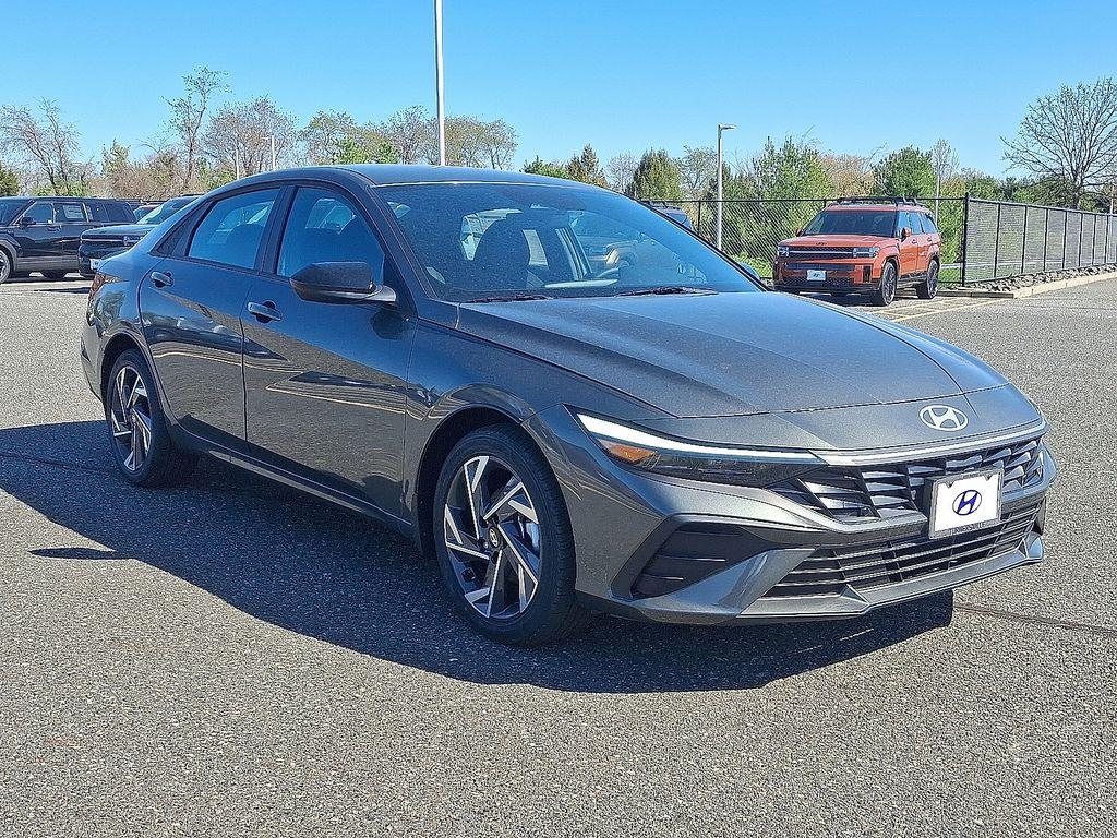 New 2026 Hyundai Elantra SEL Sport Sedan