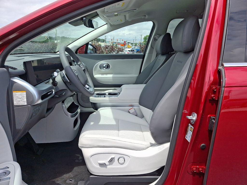 2026 Hyundai IONIQ 9 SEL - Photo 6