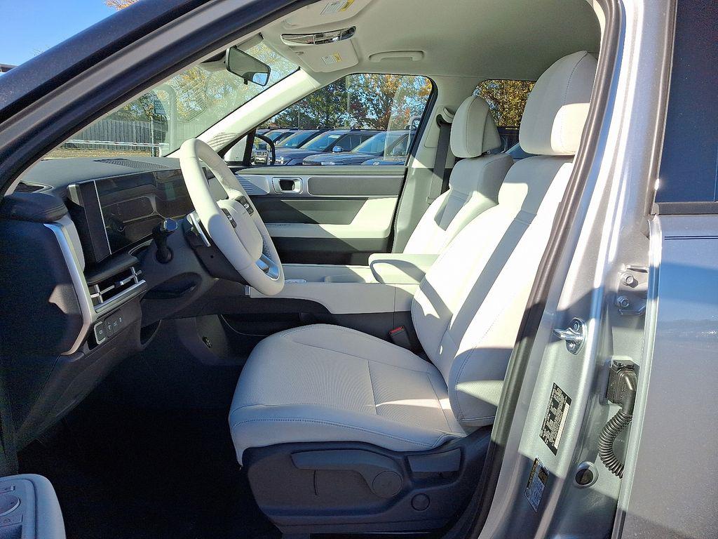 2026 Hyundai Santa Fe SE - Photo 6