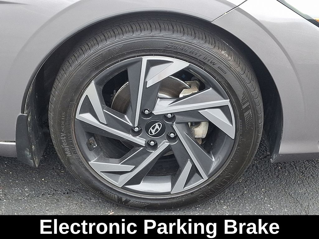2024 Hyundai Elantra SEL - Photo 9