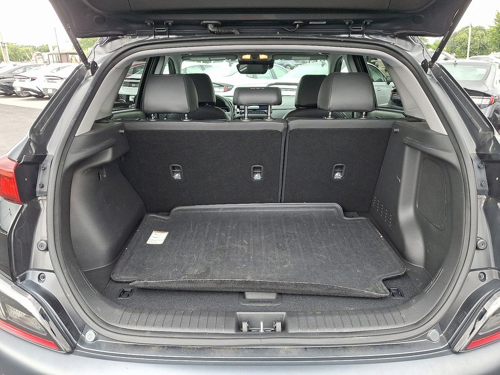 2023 Hyundai Kona Limited - Photo 31