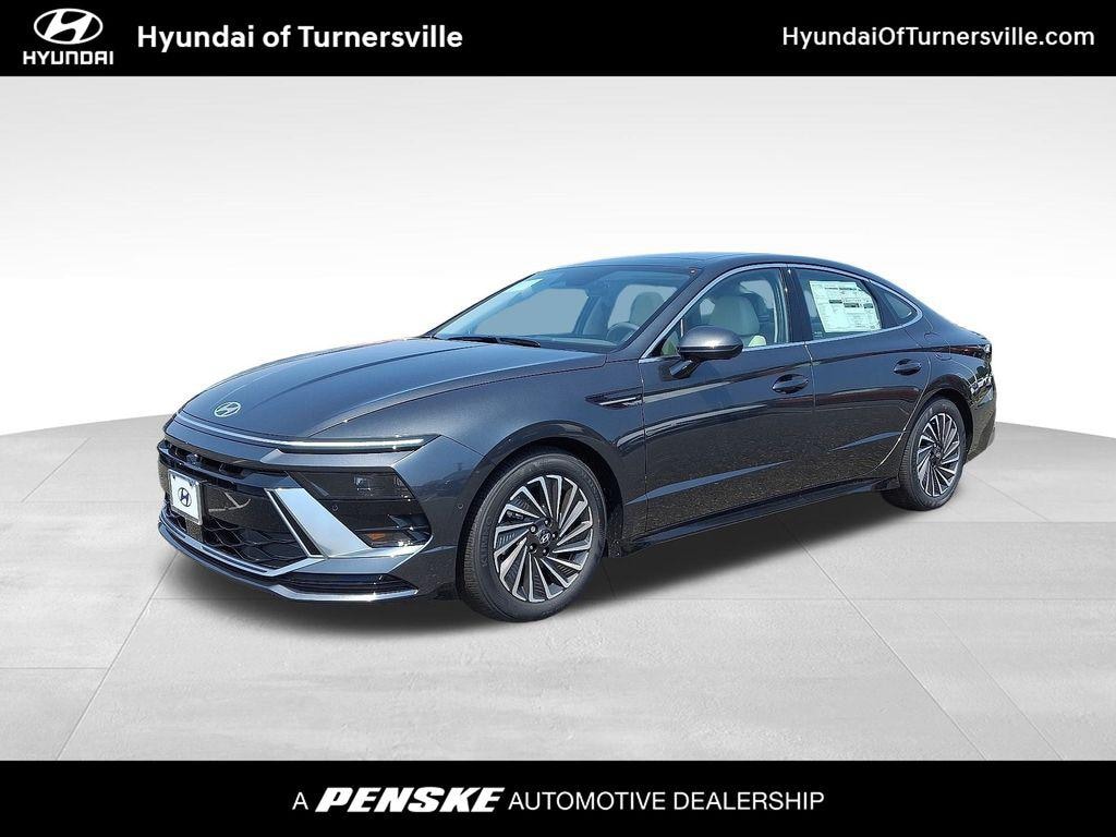 New 2025 Hyundai Sonata Hybrid Limited Sedan