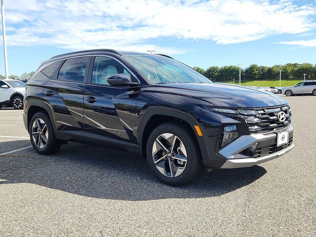 New 2025 Hyundai Tucson Hybrid SEL Convenience SUV