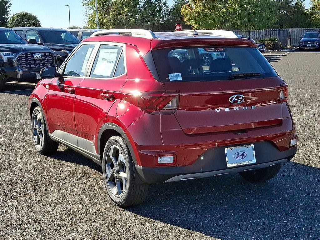 New 2026 Hyundai Venue SEL SUV