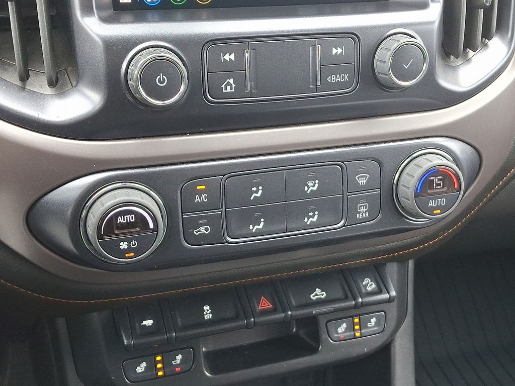 2022 GMC Canyon AT4 - Photo 17