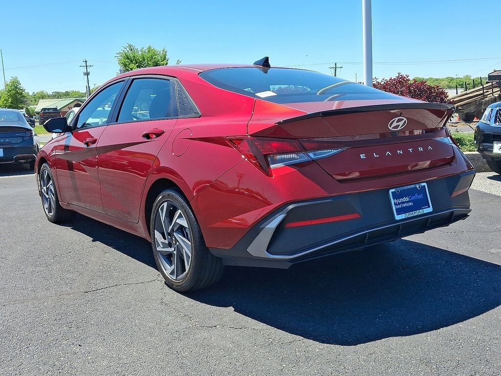 Used 2025 Hyundai Elantra SEL Sport Sedan