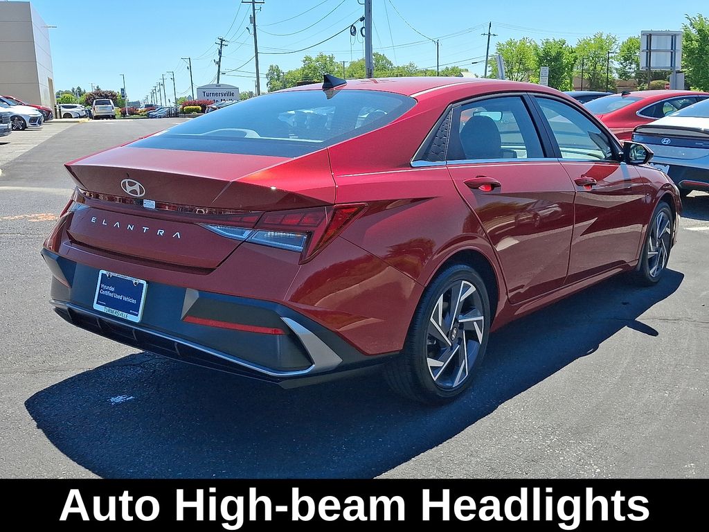 2025 Hyundai Elantra SEL - Photo 7