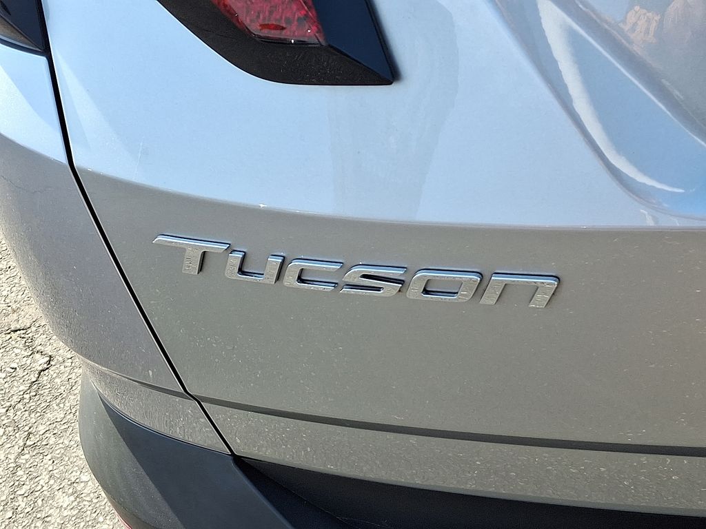 2023 Hyundai Tucson SE - Photo 30