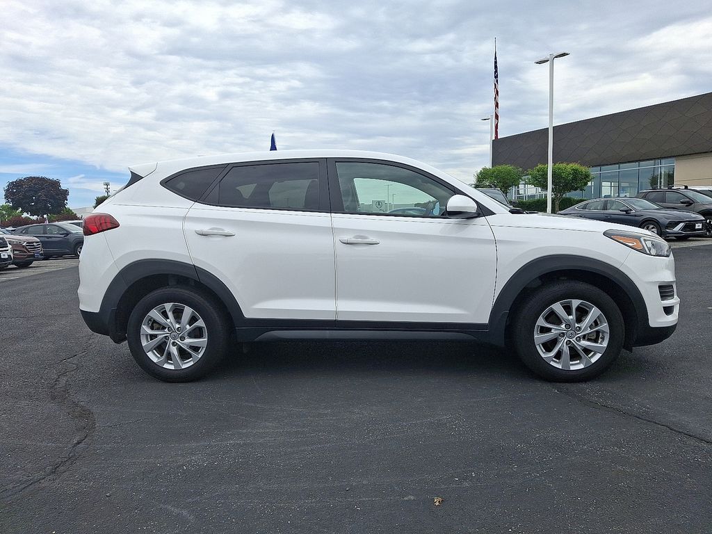 2020 Hyundai Tucson SE - Photo 8