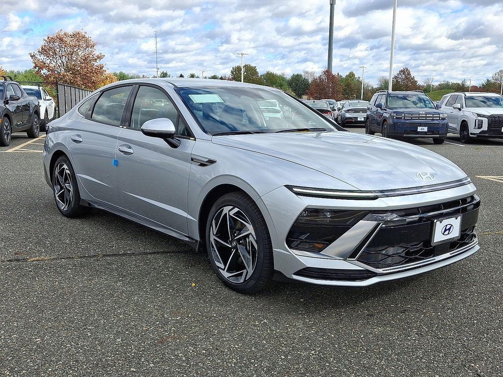 New 2026 Hyundai Sonata SEL Sport Sedan