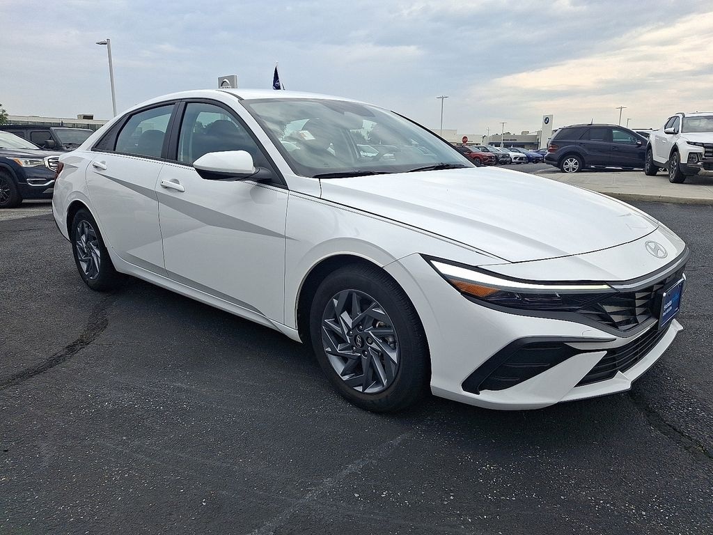 Certified 2024 Hyundai Elantra SEL Sedan