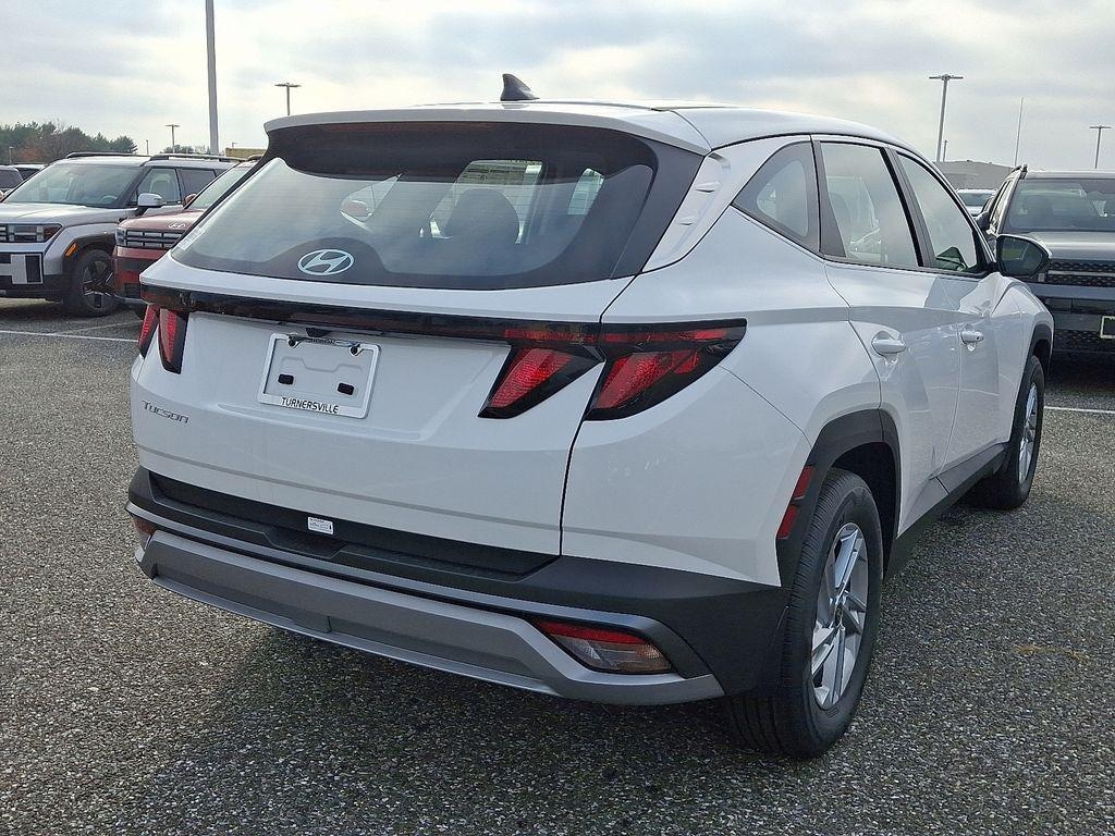 New 2026 Hyundai Tucson SE FWD SUV