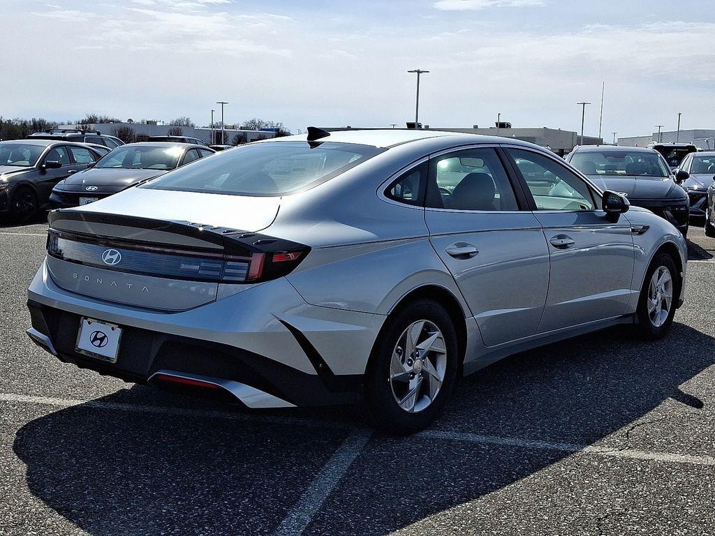 New 2026 Hyundai Sonata SE Sedan