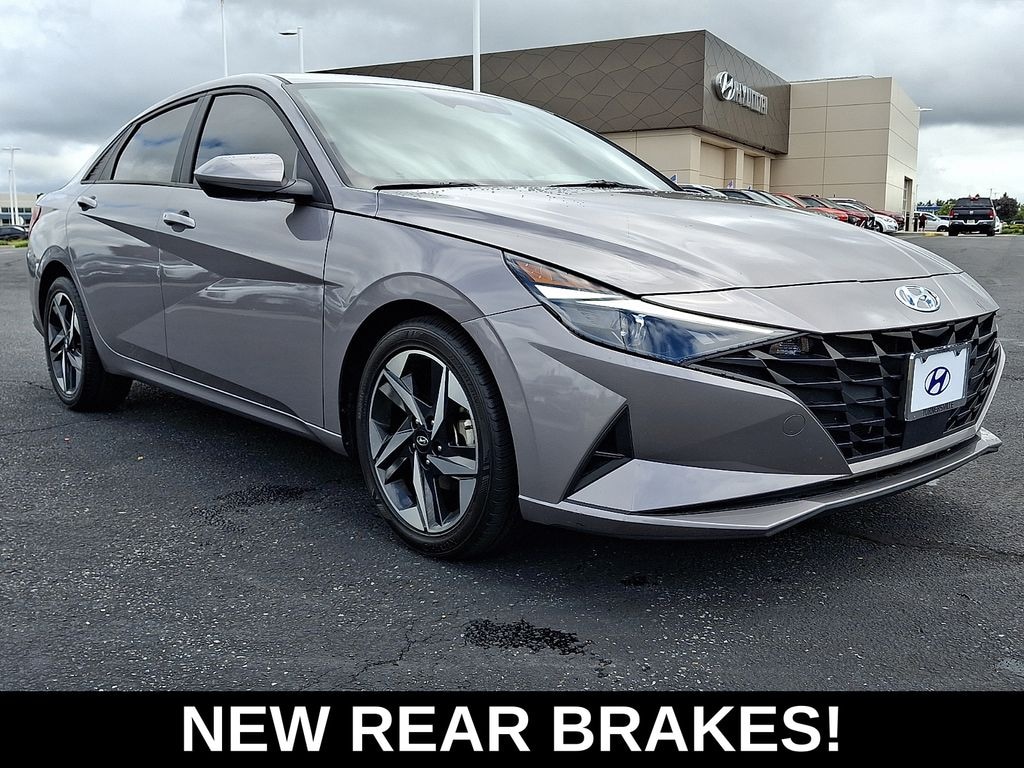 Used 2023 Hyundai Elantra SEL Sedan