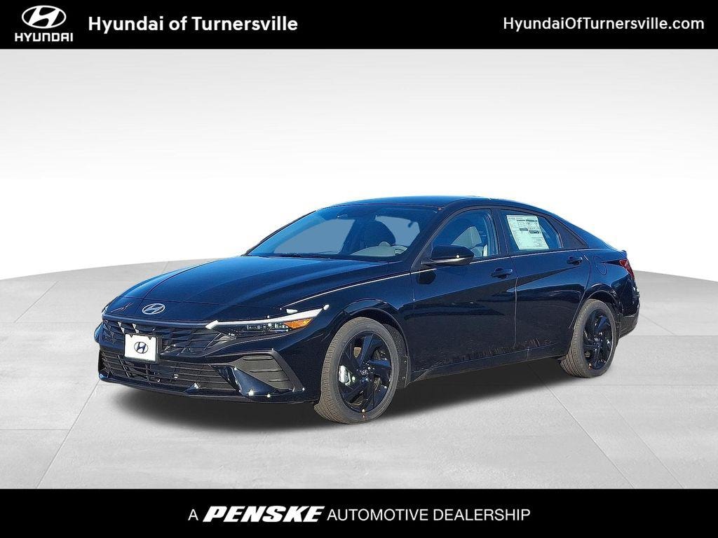 New 2026 Hyundai Elantra SEL Sport Sedan