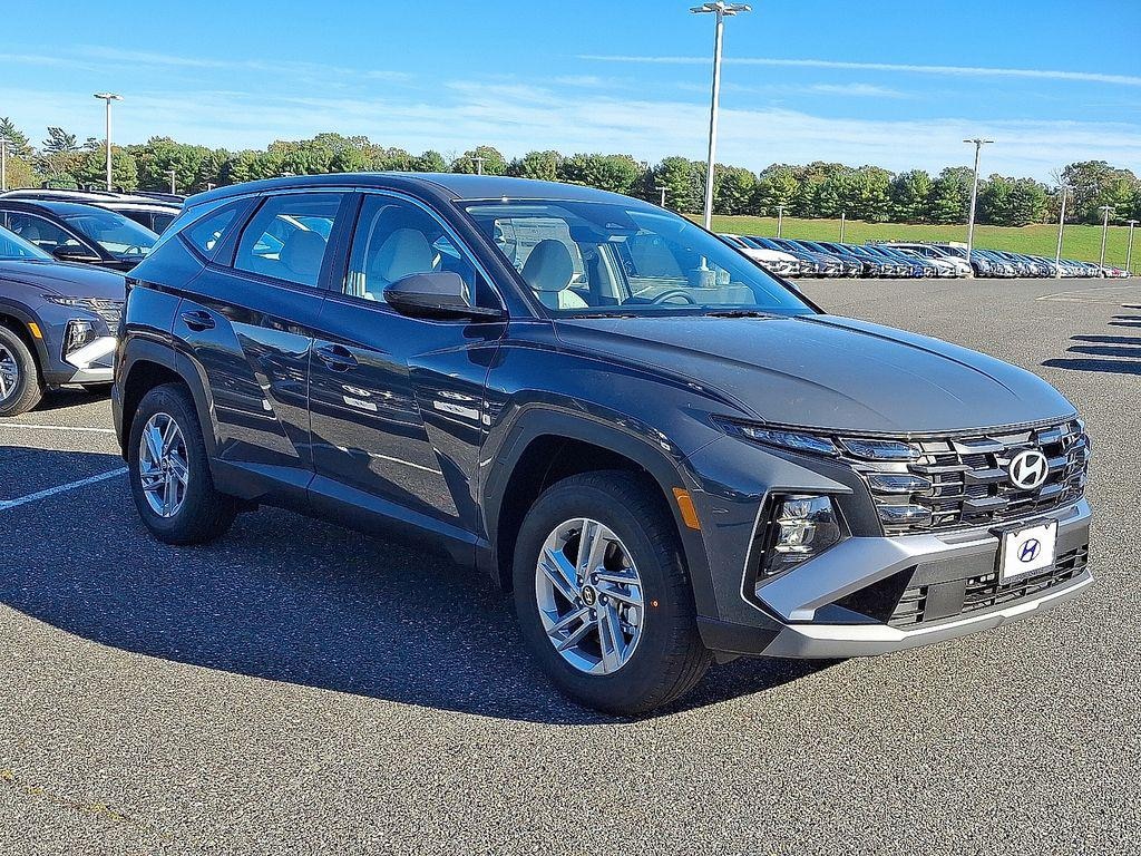 New 2026 Hyundai Tucson SE AWD SUV