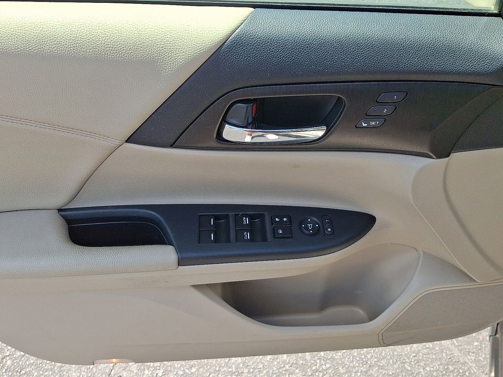 2014 Honda Accord EX-L V-6 - Photo 14