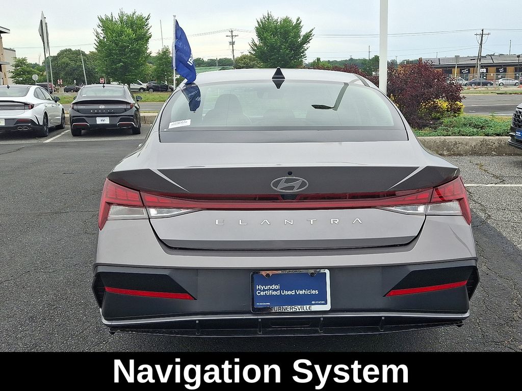 2024 Hyundai Elantra SEL - Photo 6