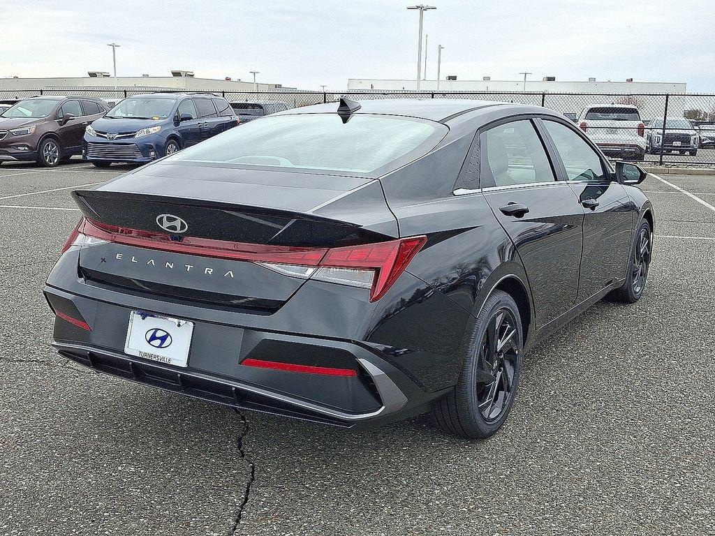 New 2026 Hyundai Elantra SEL Sport Premium Sedan