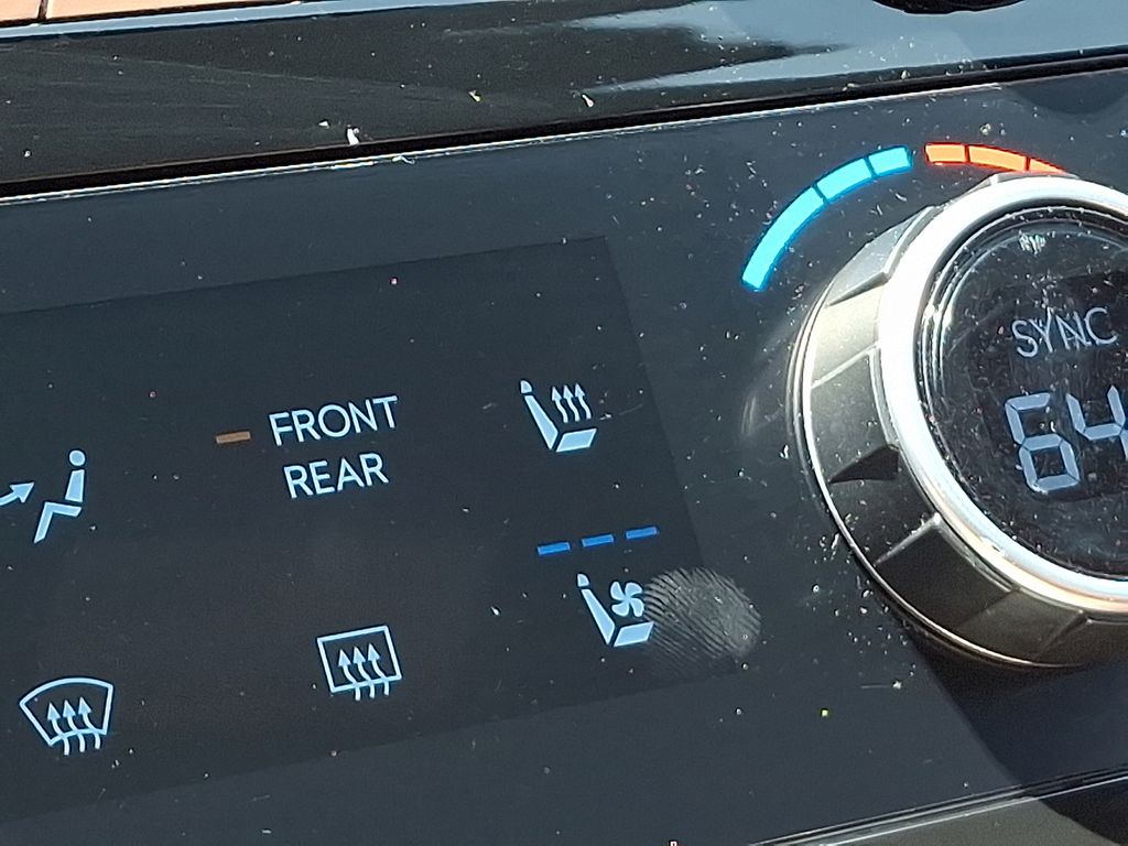 2024 Hyundai Santa Fe Limited HEV - Photo 28