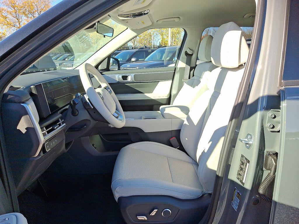 2026 Hyundai Santa Fe SEL - Photo 6