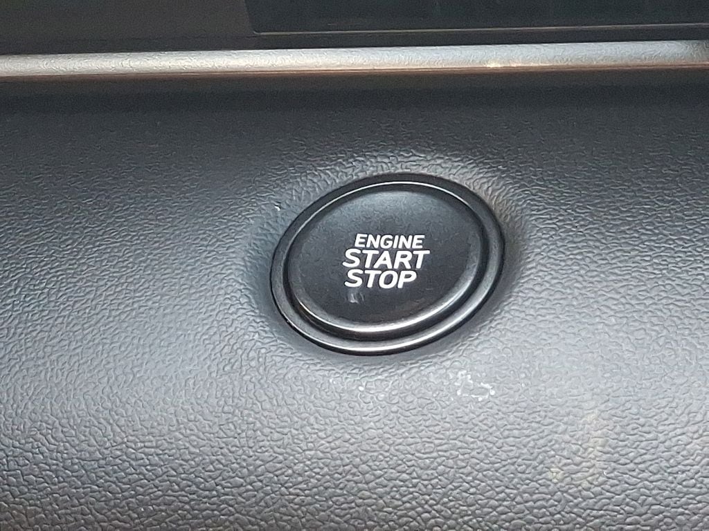 2025 Hyundai Elantra SEL - Photo 25