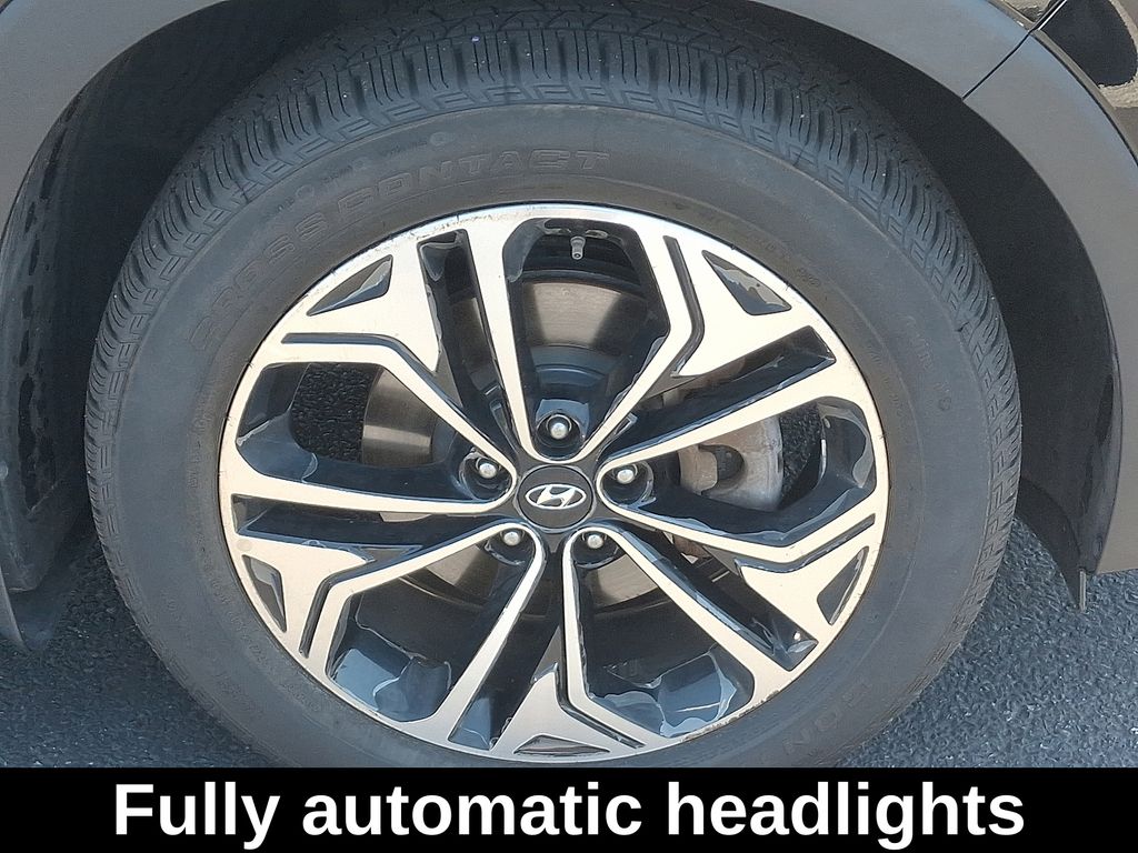 2020 Hyundai Santa Fe SEL - Photo 9
