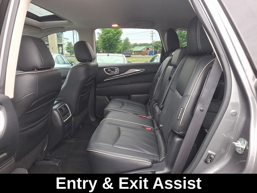 2018 INFINITI QX60 Base - Photo 11