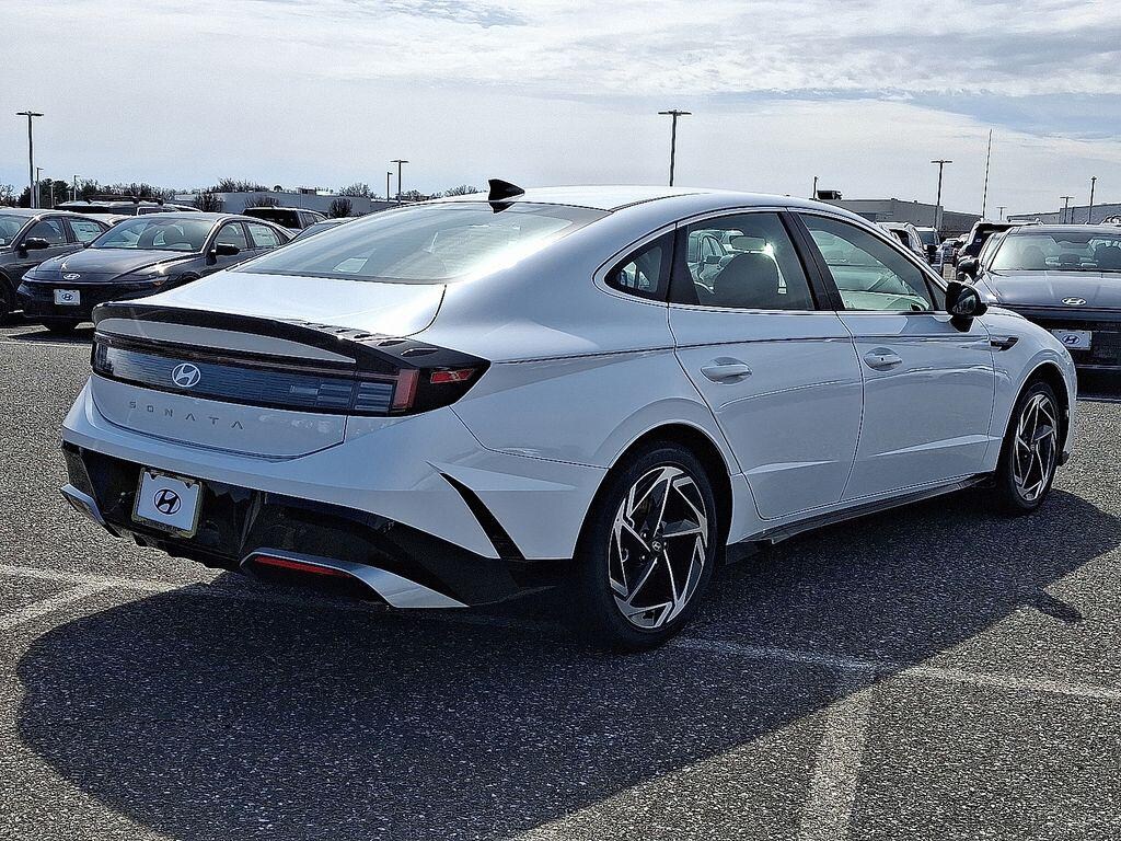 New 2026 Hyundai Sonata SEL Sport Sedan